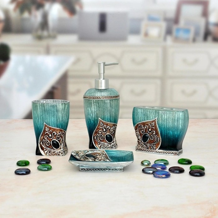 Unique bathroom decor sets