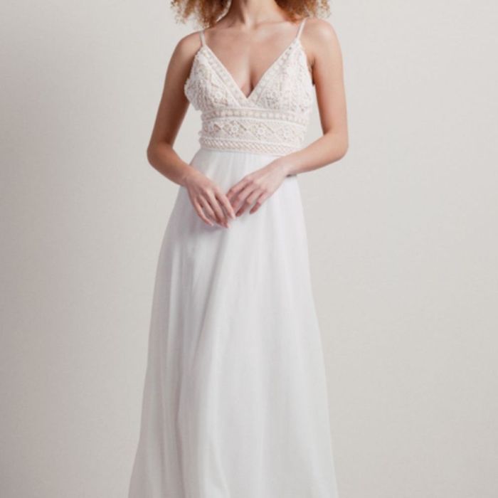 Cheap wedding dresses under 0 near me