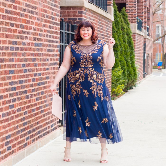 Dress to wear to wedding plus size